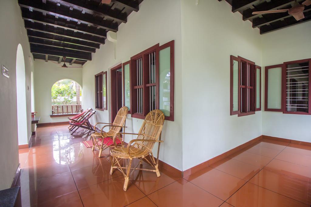 Lake County Heritage Home Kochi Buitenkant foto