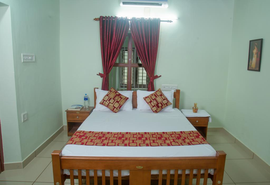 Lake County Heritage Home Kochi Buitenkant foto