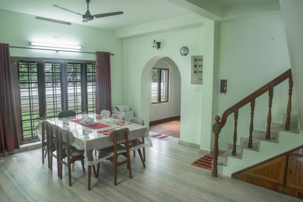 Lake County Heritage Home Kochi Buitenkant foto